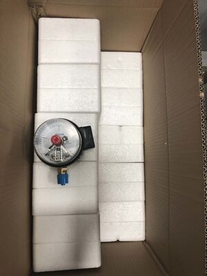 4-inch (100mm) Electric Contact Pressure Gauge with Dual Limit Control and 380V 10VA for Automation