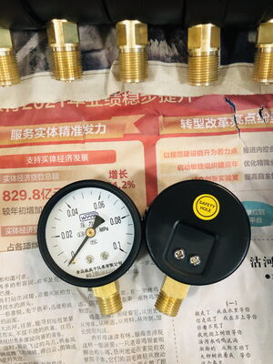 Black Utility Dry Pressure Gauge with Color Warning Scale and 60mm & 100mm Dial Sizes Featuring Leak-Proof Brass Bottom Connection