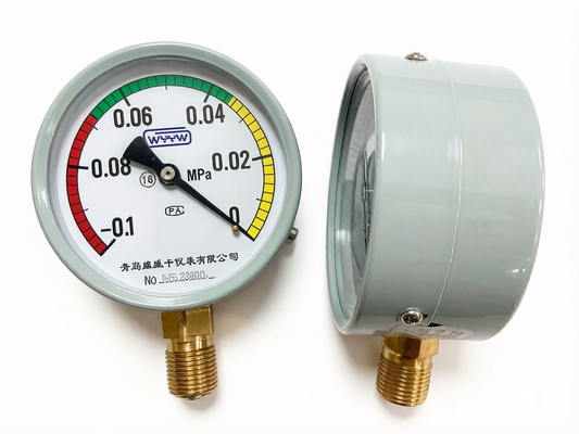 1 4 Inch NPT Connection Size High Pressure Regulator Incorporating Bourdon Tube Pressure Element Designed for Pressure Regulation