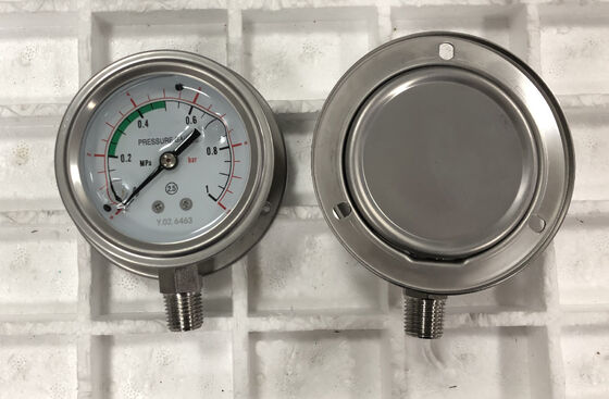 Oil Filled No Oil Dry Economy Pressure Gauge Featuring Gas Oxygen CO2 Black Steel Case Durable Pressure Control Device